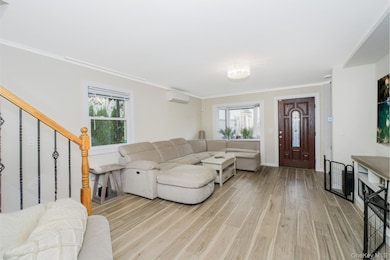 18 Atmore Place, Staten Island, NY 10306 - photo 2