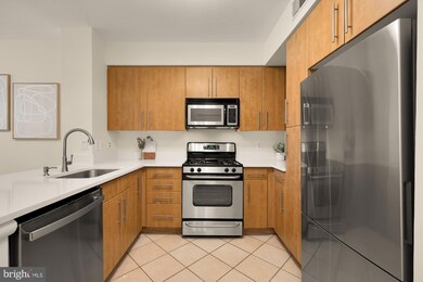 Clarendon 1021 unit 702, Arlington, VA 22201 - photo 7