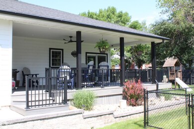 750 Pebblestone Ln, Garner, IA 50438 - photo 5