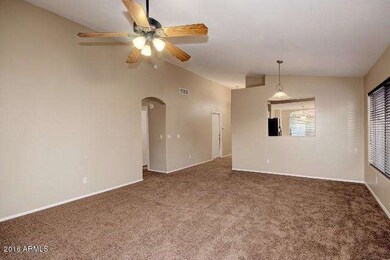 6606 Prickly Pear-Living Room into Kitch