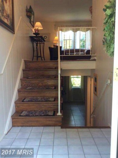 303 Sacred Heart Ln, Reisterstown, MD 21136 - photo 4