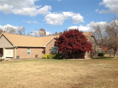 16500 Hickory Dr, Siloam Springs, AR 72761 - photo 2