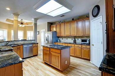 1604 Orlando St, Friendswood, TX 77546 - photo 7