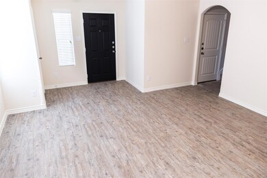 1302 Starling Ln, Ennis, TX 75119 - photo 5