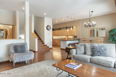 Savoy Villas 2D MLS-10