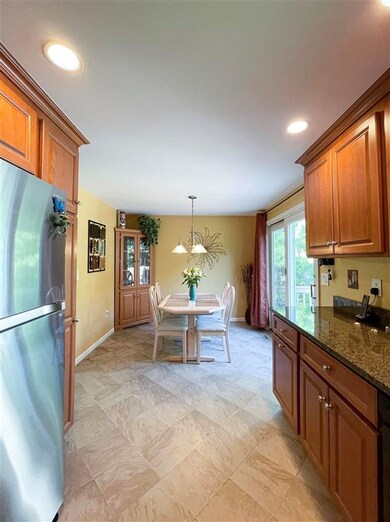 3 Cindy Dr, Nashua, NH 03062 - photo 5