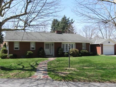 11 Old Orchard Dr, Easton, PA 18045 - photo 3