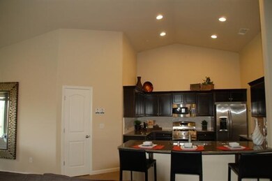 3130 N Carriage Ave unit 75, Fresno, CA 93727 - photo 6