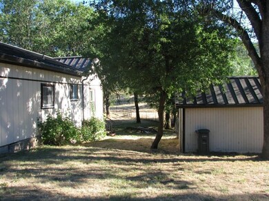 10243 Blackwell Rd, Central Point, OR 97502 - photo 3