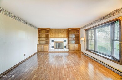 010_908 N State St