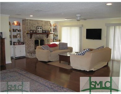 Den/Family/Great Room.