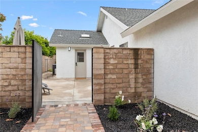 25475 Nicks Ave unit B, Loma Linda, CA 92354 - photo 2