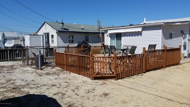 18 1st Ln unit 27, Seaside Park, NJ 08752 - photo 3