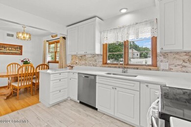 38 Emerick Ln, Albany, NY 12211 - photo 7