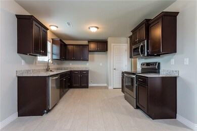 1480 Colonel Hawthorne Dr, Prairie Grove, AR 72753 - photo 6