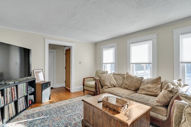 19 Elliot St unit 21, Newton Highlands, MA 02461 - photo 2