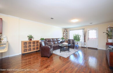 93 Burgundy Loop, Staten  Island, NY 10304 - photo 5