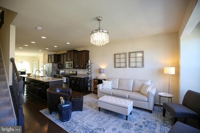 1216 Acorn Ln, Severn, MD 21144 - photo 4