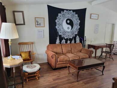 4536 Sturdivant Ave, Klamath Falls, OR 97603 - photo 2