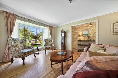 6439 Kury Ln, Houston, TX 77008 - photo 4