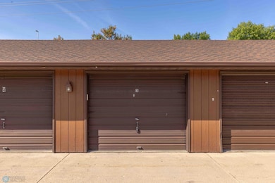 2419 25 1 2 Ave S unit 205, Fargo, ND 58103 - photo 3