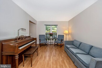 12810 Kitchen House Way, Germantown, MD 20874 - photo 7