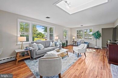 14 Wolf Dr, Silver Spring, MD 20904 - photo 7