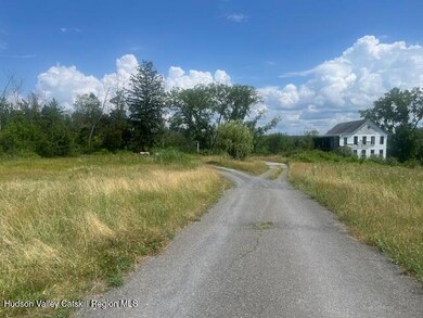 end of road, old houlse