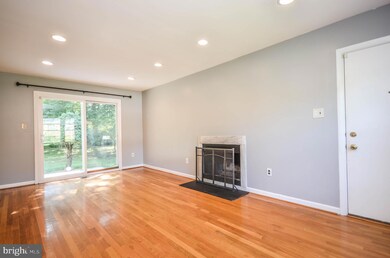 11309 Brandy Hall Ln, North Potomac, MD 20878 - photo 5