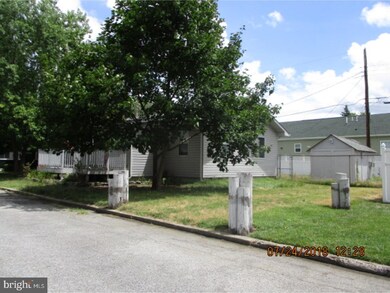 239 J St, Penns Grove, NJ 08069 - photo 4