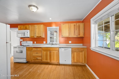 320 E 3rd Ave, Post Falls, ID 83854 - photo 6