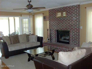 109 Fairfax Ct, Jacksonville, NC 28540 - photo 2