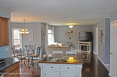 401 Blueberry Place, Moscow, PA 18444 - photo 5