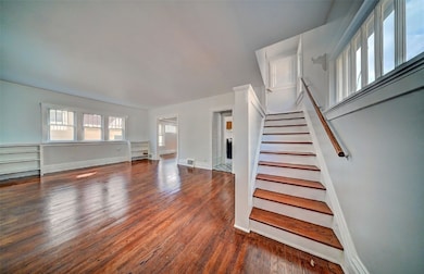 361 19th St SE, Cedar Rapids, IA 52403 - photo 5