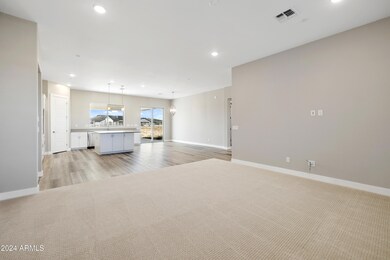 006_Living Room