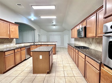 31710 Midlake Park, Conroe, TX 77385 - photo 4