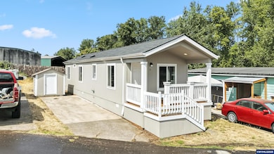 1530 Tamarack St unit 11 St, Sweet Home, OR 97386 - photo 2