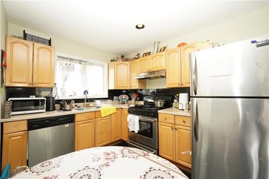 301 Lightner Ave, Staten Island, NY 10314 - photo 5