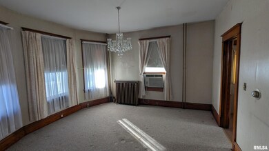 2013 16th St, Moline, IL 61265 - photo 5