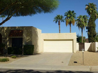FRONT OF HOUSE