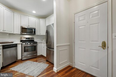 1320 N Wayne St unit 108, Arlington, VA 22201 - photo 5