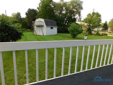 902 E Maple St, Bryan, OH 43506 - photo 4