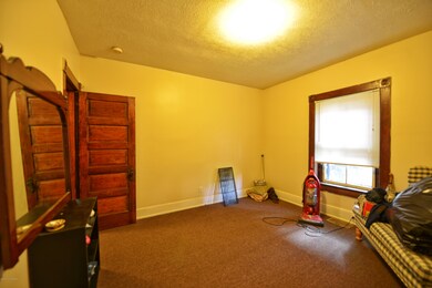 1st_bedroom2a