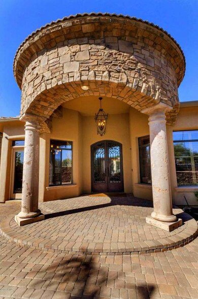 Front-outside entrance