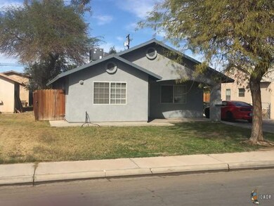 618 W Euclid Ave, El Centro, CA 92243 - photo 2