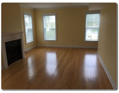 2 Honora Ln unit 2, Buzzards Bay, MA 02532 - photo 4