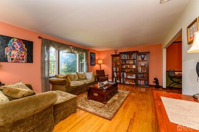 56 Valleyview Rd, Warren, NJ 07059 - photo 5