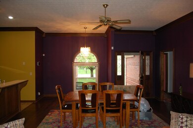 7618 Newton Ct, Louisville, KY 40228 - photo 3