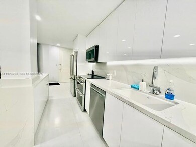 1100 Alton Rd unit 4D, Miami Beach, FL 33139 - photo 4
