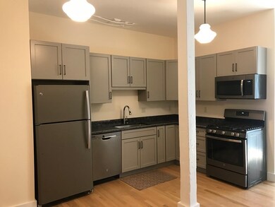 32 Masonic St unit 3, Northampton, MA 01060 - photo 2